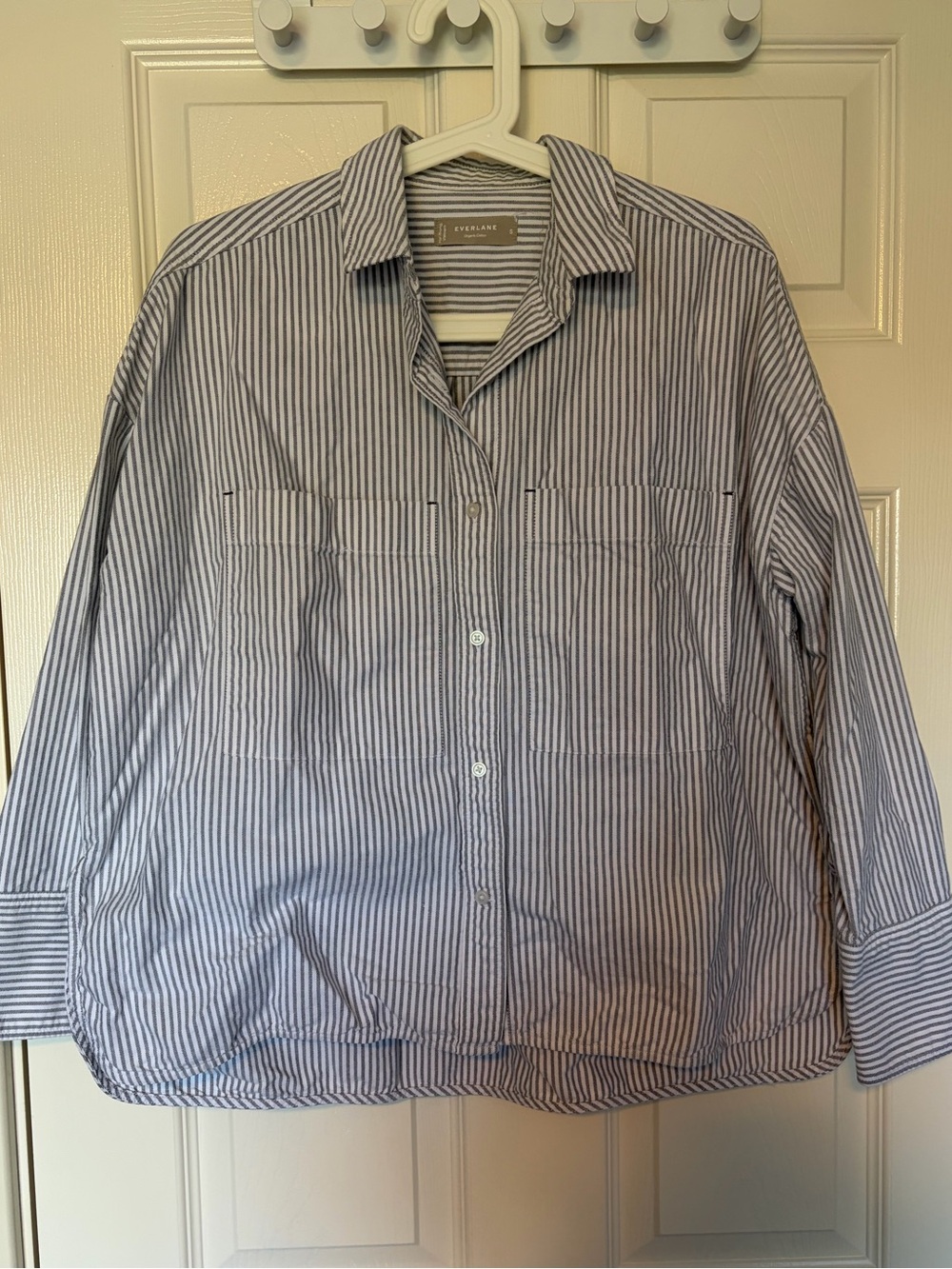 Everlane cropped boxy button down - size S